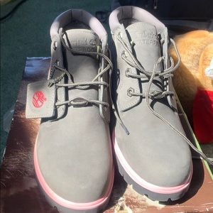 Timberland Nellie grey pink boots